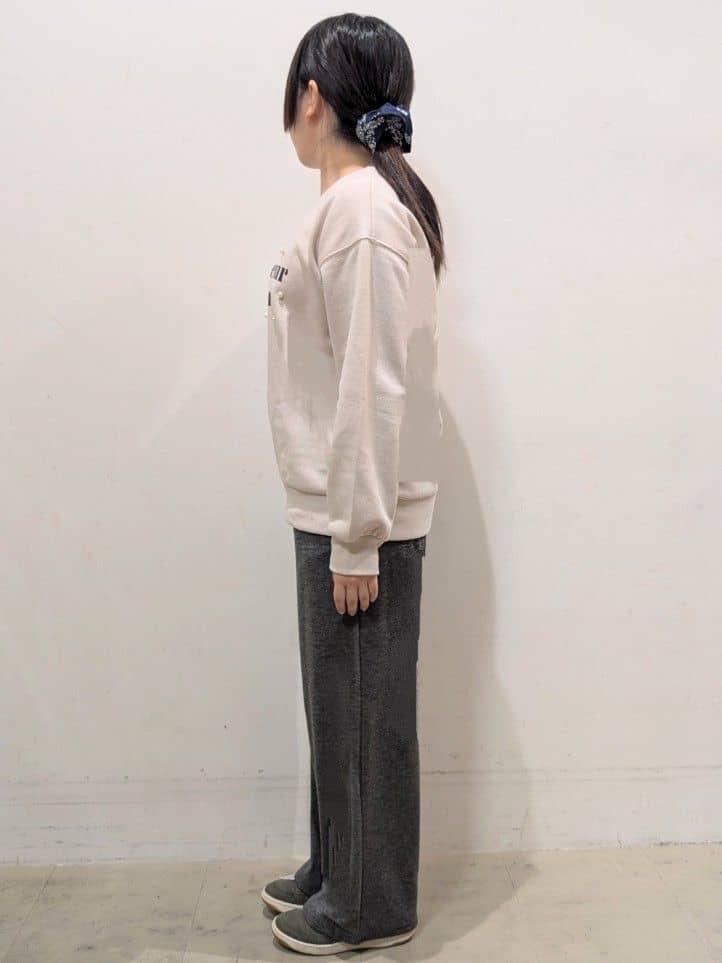 たぼく。さんの「SHOO･LA･RUE｜◆【あったか】やわらかい風合いが魅力 裏起毛イージーパンツ」を使ったコーディネート