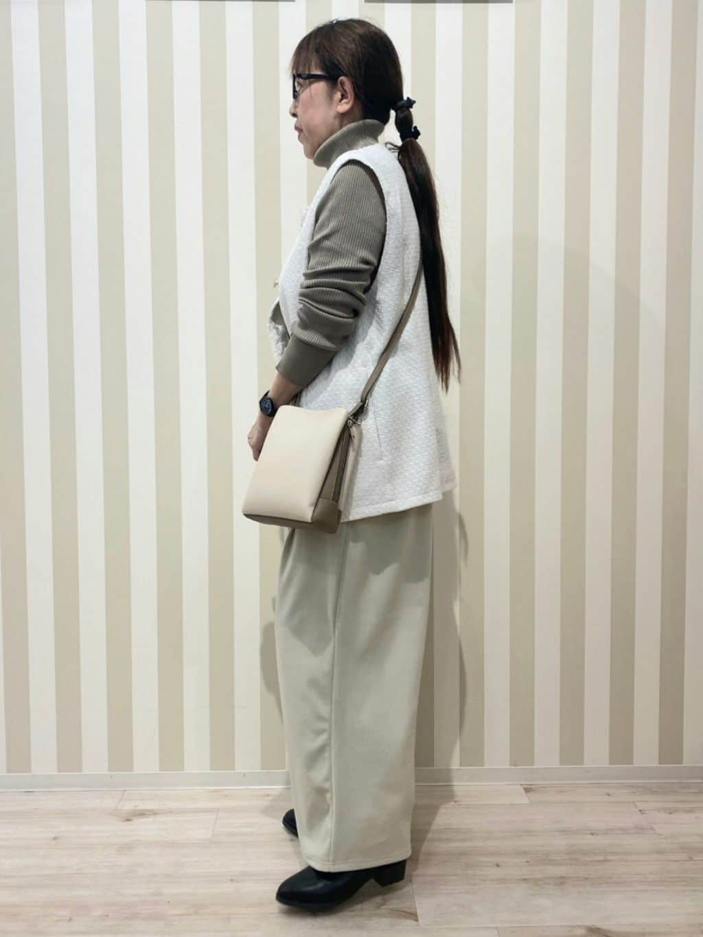 nonaさんの「SHOO･LA･RUE｜◆【セレモニーからデイリーまで】フリンジ ツイードジレ」を使ったコーディネート