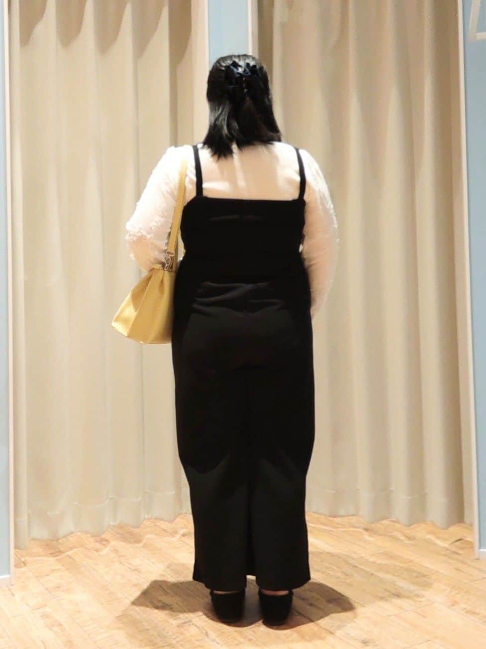 りんさんの「SHOO･LA･RUE｜◆【S-LL】1枚で華やかになる お袖レースドッキングニット」を使ったコーディネート