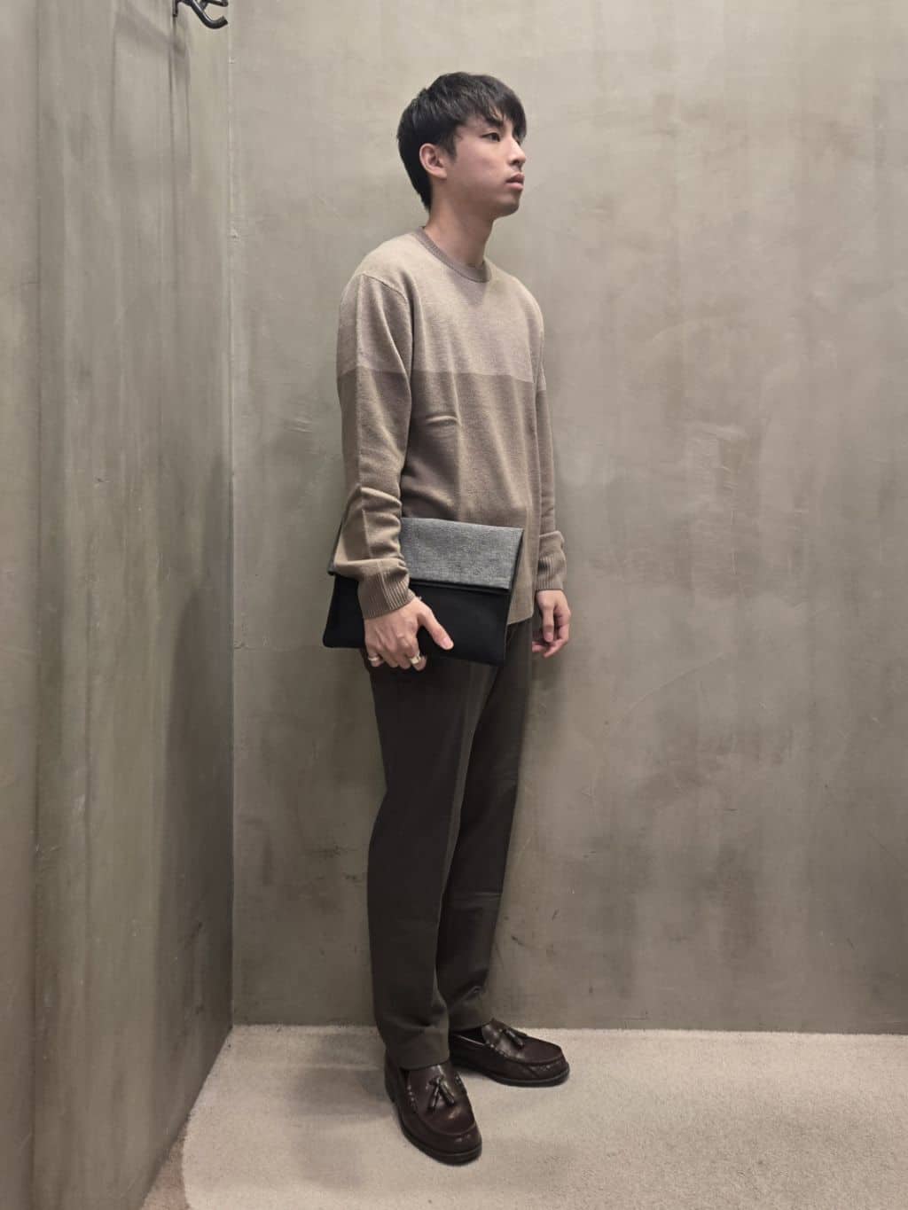 白木駆さんの「TAKEO KIKUCHI｜【2WAY】ショルダー クラッチバッグ」を使ったコーディネート