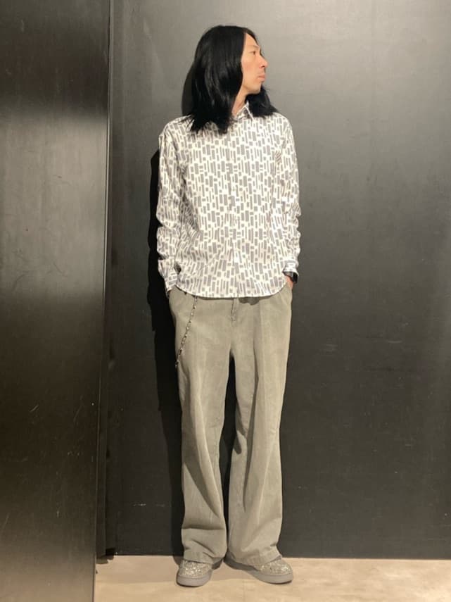 538961276さんの「THE SHOP TK｜◆【CAVIAN/キャビアン】リサイクルシャークスキンダブルフラップシャツ セットアップ可」を使ったコーディネート