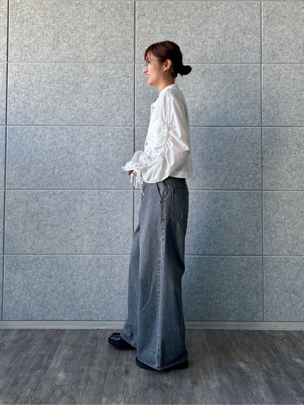 harunaさんの「CODE A｜playful puffs blouse」を使ったコーディネート