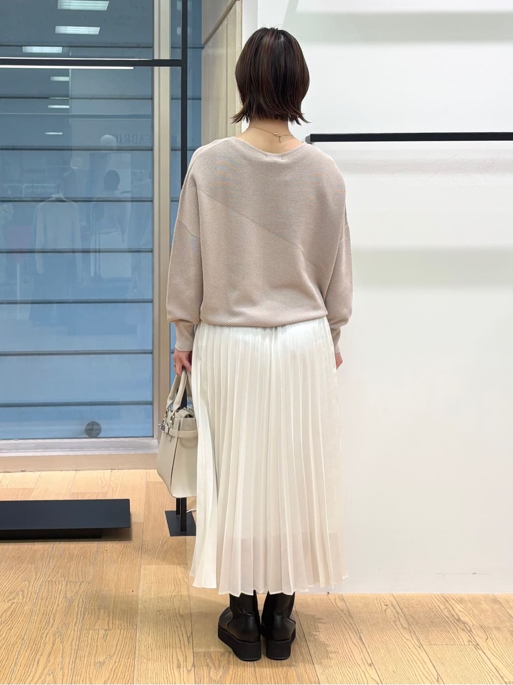 asamiさんの「INDIVI｜【名品／撥水／抗菌防臭】ロング リサイクルダウンコート」を使ったコーディネート