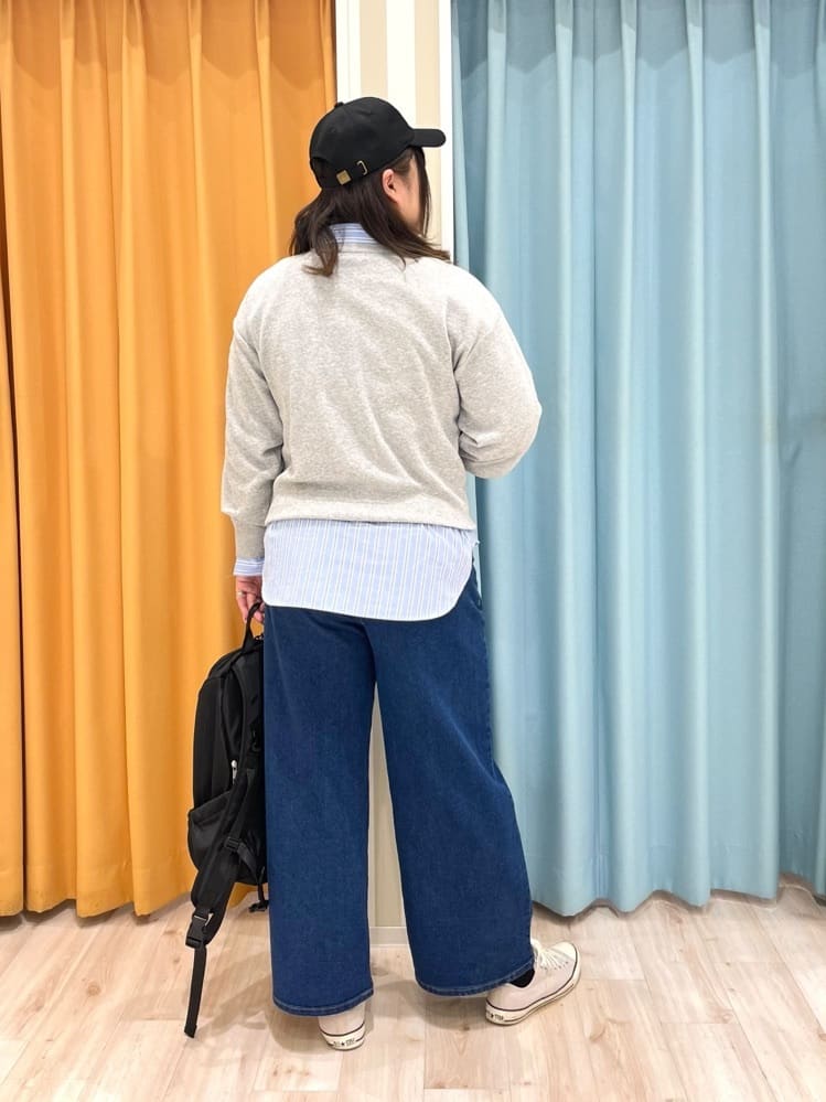 TUMU-TUMUさんの「SHOO･LA･RUE｜◆【洗える/S-LL/ちくちくしにくい】大人のための ロゴ入りスウェットライクニット」を使ったコーディネート
