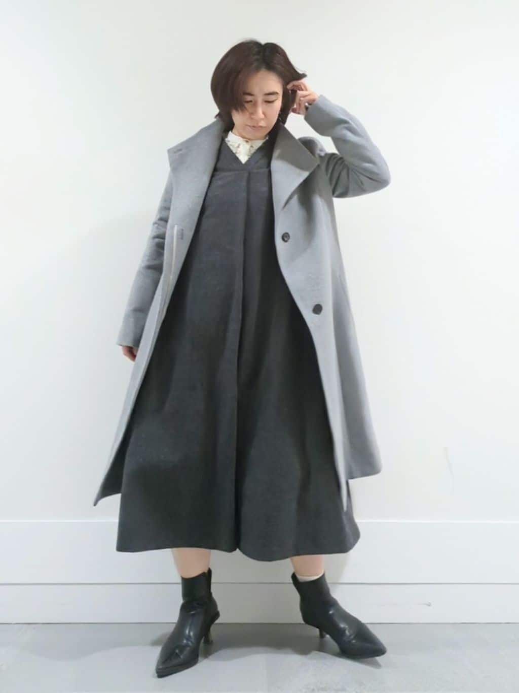 ミズタさんの「UNTITLED｜【日本製／2WAY衿】スタンドカラー ロングコート」を使ったコーディネート