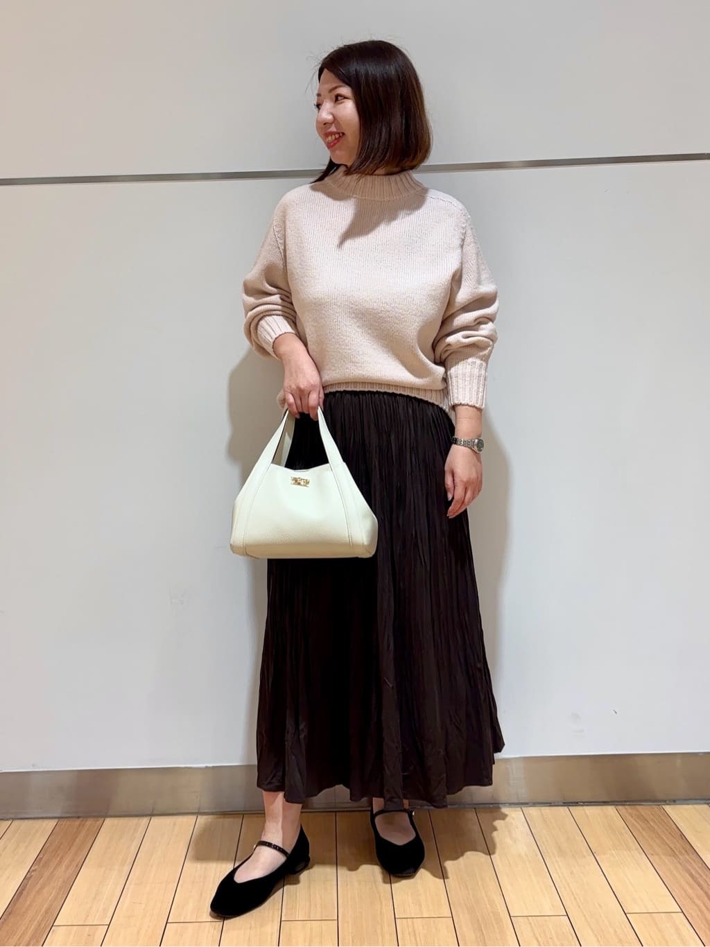 MIKIKOさんの「UNTITLED｜◆ミニマルトート」を使ったコーディネート