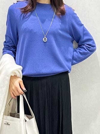 Miwaさんの「UNTITLED｜トリプルワントップペンダント」を使ったコーディネート