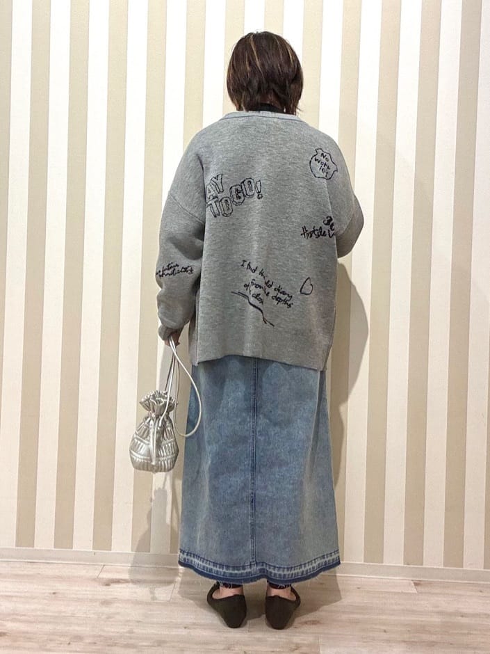 pieceさんの「SHOO･LA･RUE｜◆ストレッチアーモンドトゥパンプス」を使ったコーディネート