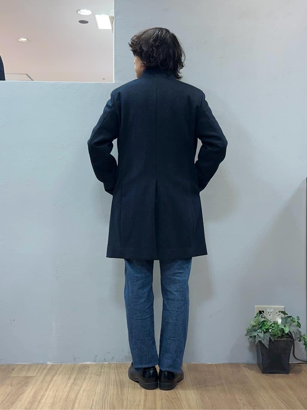 Uさんの「TAKEO KIKUCHI｜【ウールカシミヤブレンド】ビーバー調 スタンドカラー コート」を使ったコーディネート