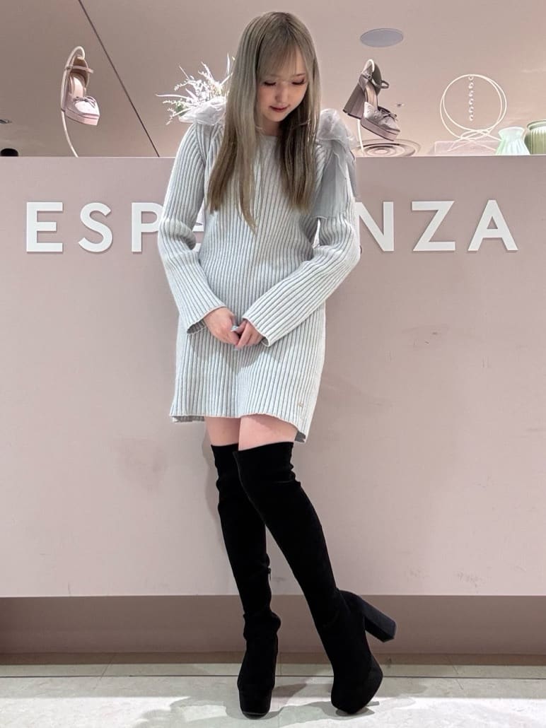 kaさんの「ESPERANZA｜厚底ラク盛りニーハイブーツ」を使ったコーディネート