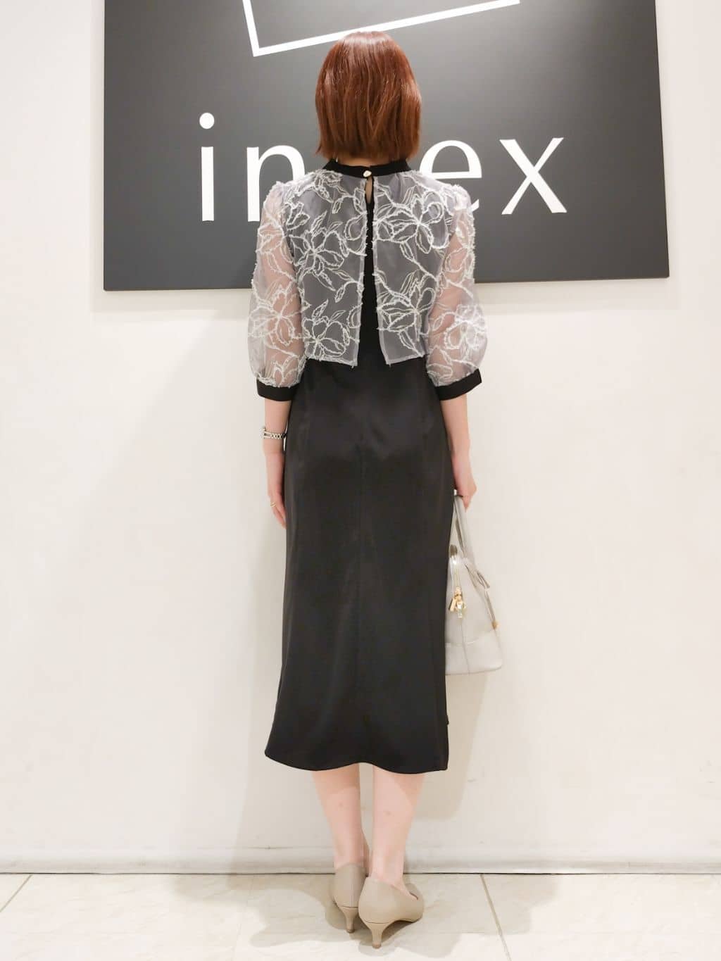 n.さんの「index｜◆フラワーチュールドッキングフレアワンピース【洗濯機洗い可】」を使ったコーディネート