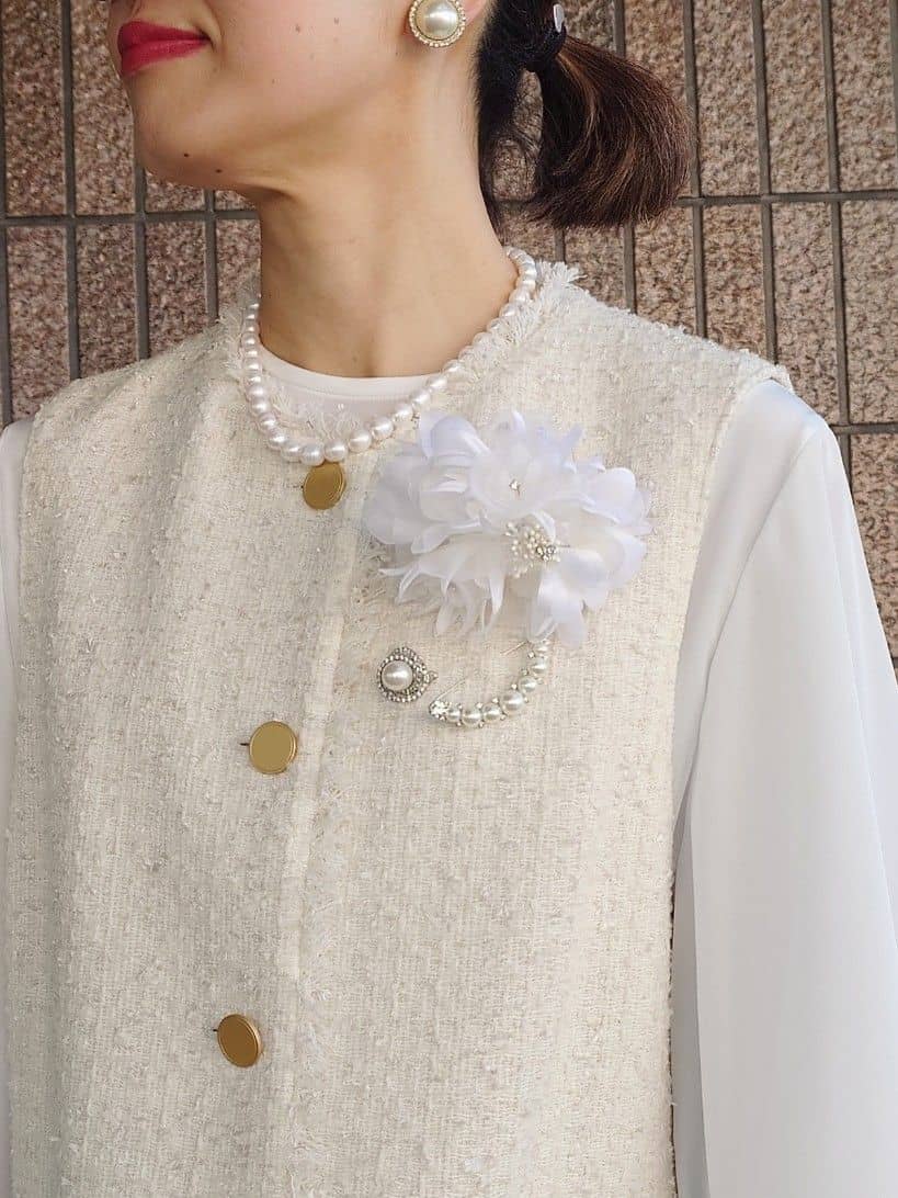MUTSUKOさんの「UNTITLED｜◆フレアスリーブブラウス」を使ったコーディネート
