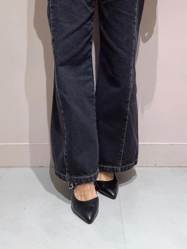 maiさんの「ESPERANZA｜グロメットバックストラップパンプス」を使ったコーディネート