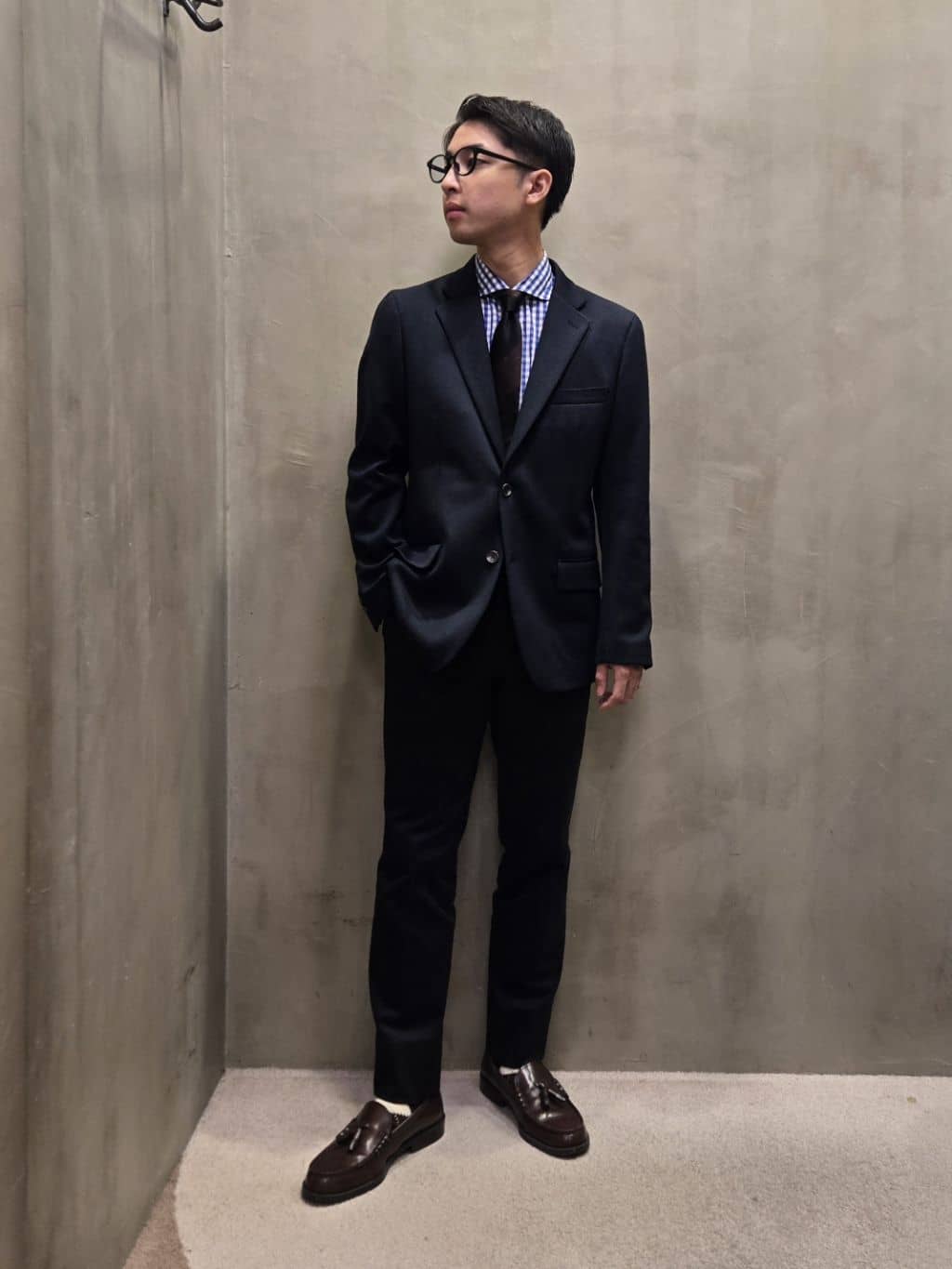 白木駆さんの「TAKEO KIKUCHI｜【オフィスカジュアル対応】ドレス チノパンツ」を使ったコーディネート