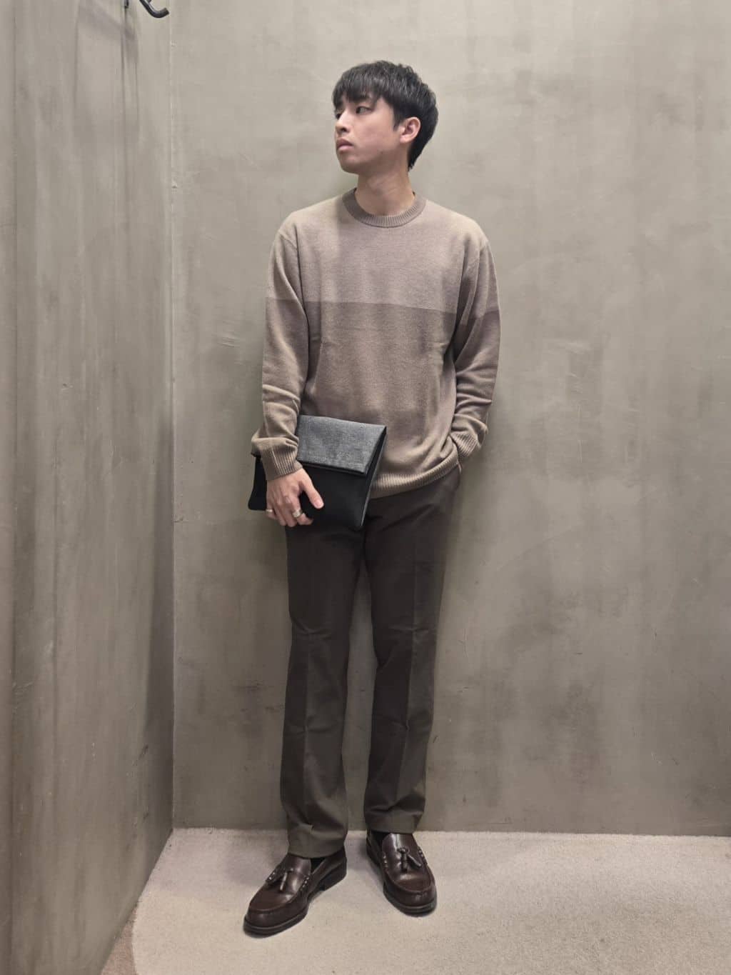 白木駆さんの「TAKEO KIKUCHI｜【2WAY】ショルダー クラッチバッグ」を使ったコーディネート