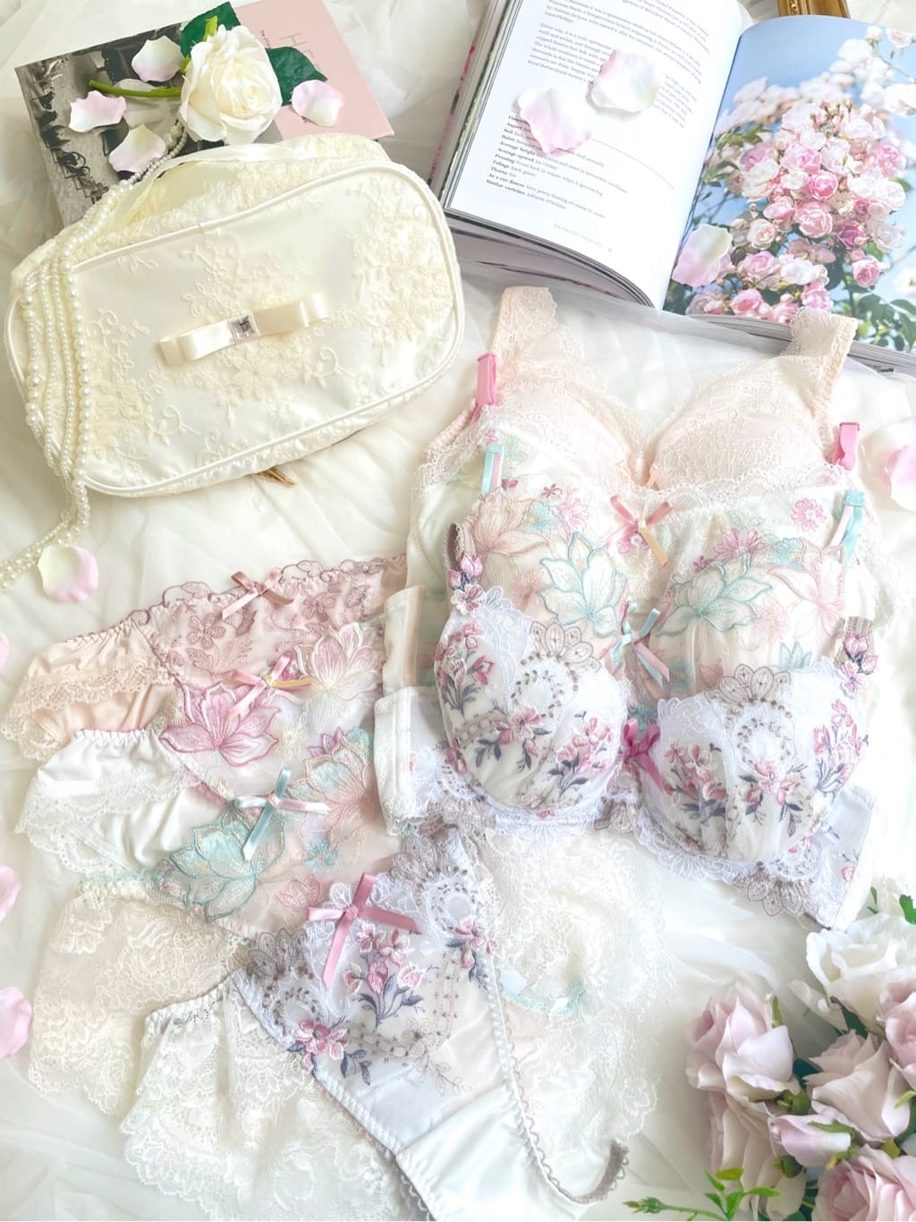 anさんの「Risa Magli｜◆アリーシャ レースショーツ」を使ったコーディネート