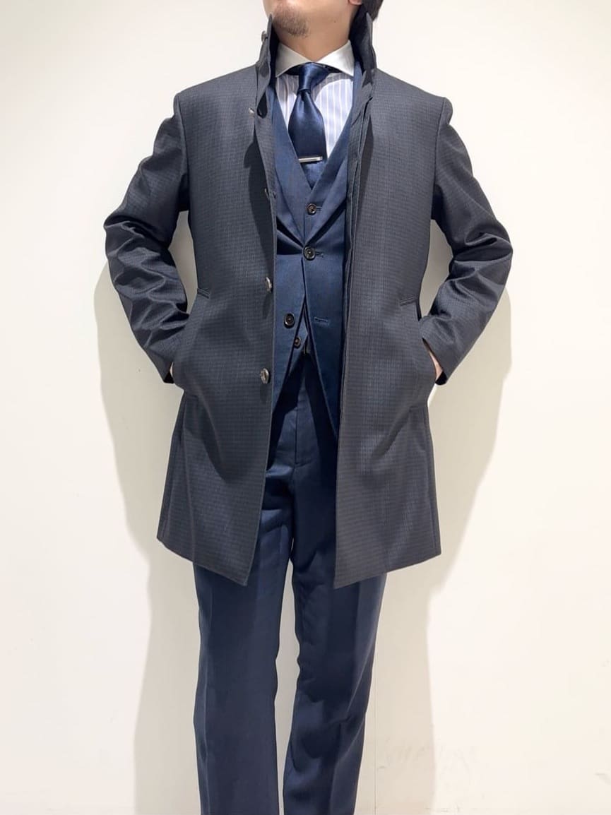 及川さんの「TAKEO KIKUCHI｜【Three by Three】シャイニーシャークピンヘッド スーツ/3ピース対応可」を使ったコーディネート