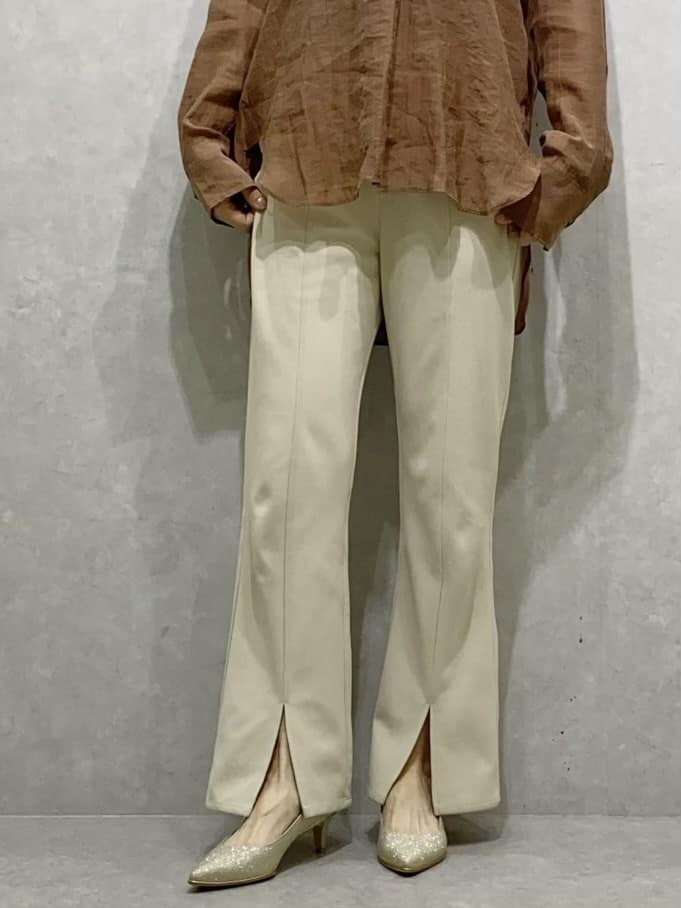 hiraさんの「ESPERANZA｜履きやすいパンプスヒール約5.5cm/グリッター」を使ったコーディネート