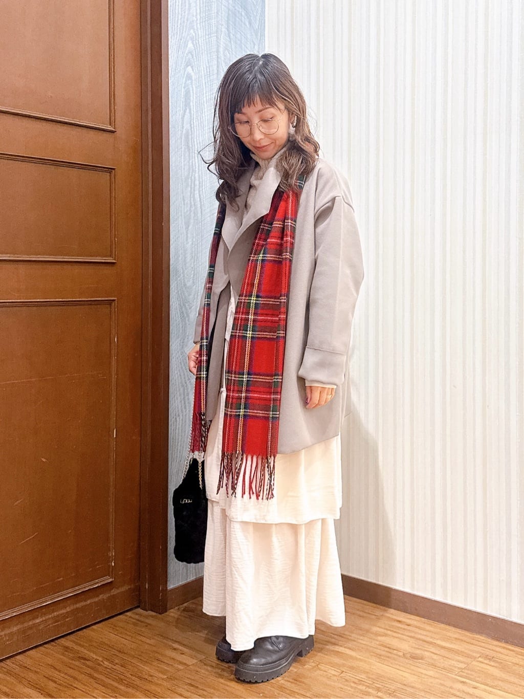 よっしーさんの「SHOO･LA･RUE｜」を使ったコーディネート
