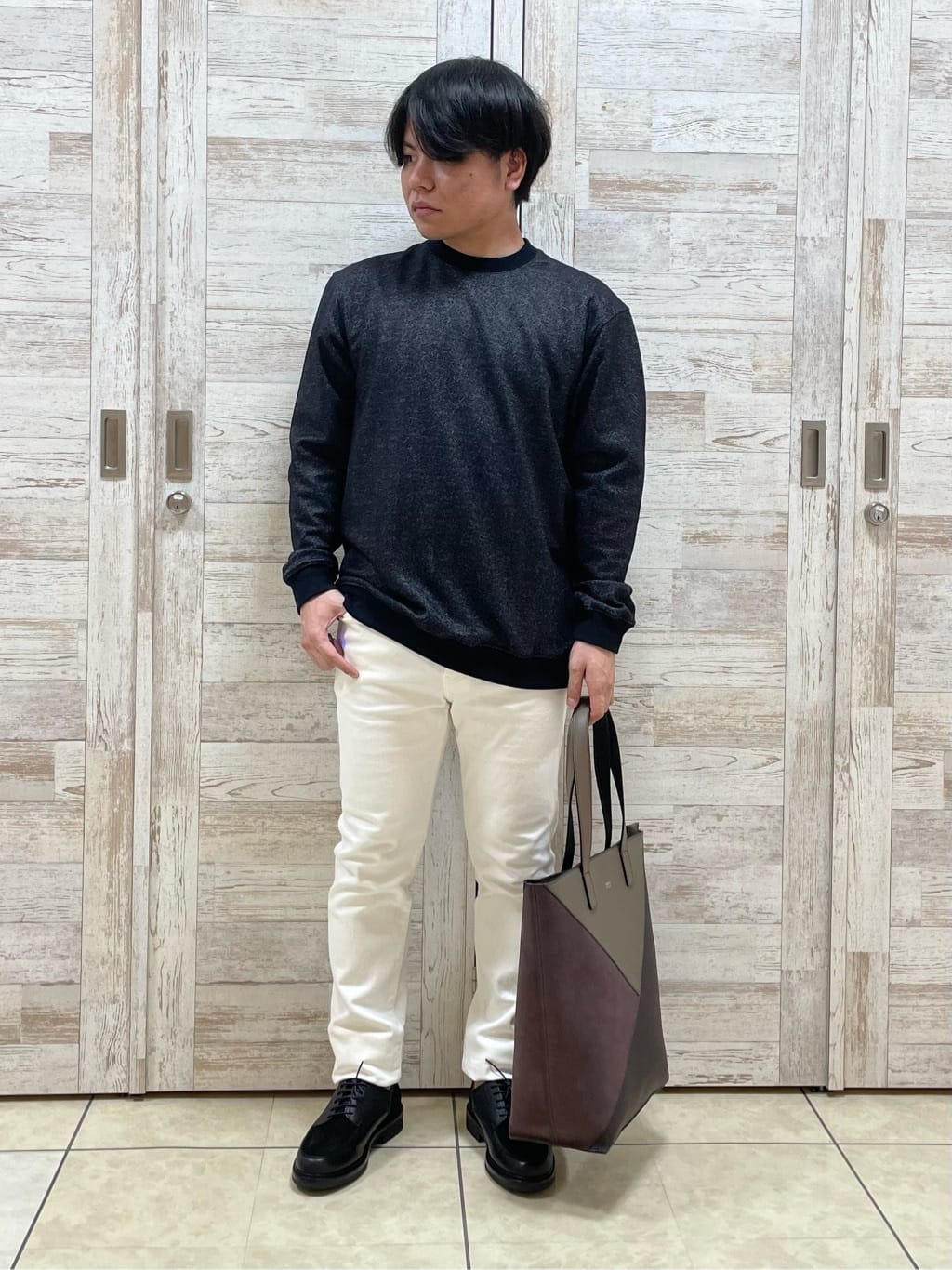 Suehiroさんの「TAKEO KIKUCHI｜【3WAY／撥水】ドビーメモリー ダウンライナーブルゾン」を使ったコーディネート