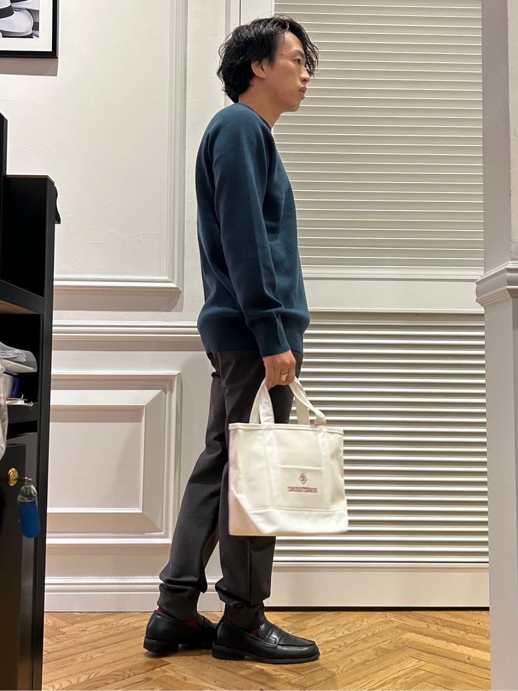 須田　慎二郎さんの「DRESSTERIOR｜【撥水加工/Safari5月号掲載】ローファー」を使ったコーディネート