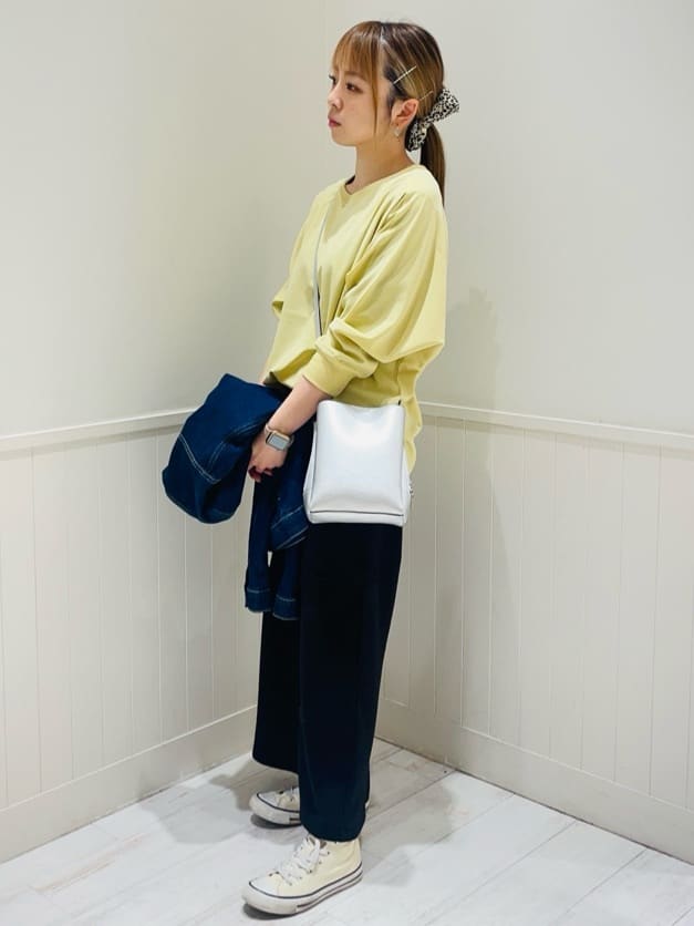 reina.tさんの「SHOO･LA･RUE｜」を使ったコーディネート