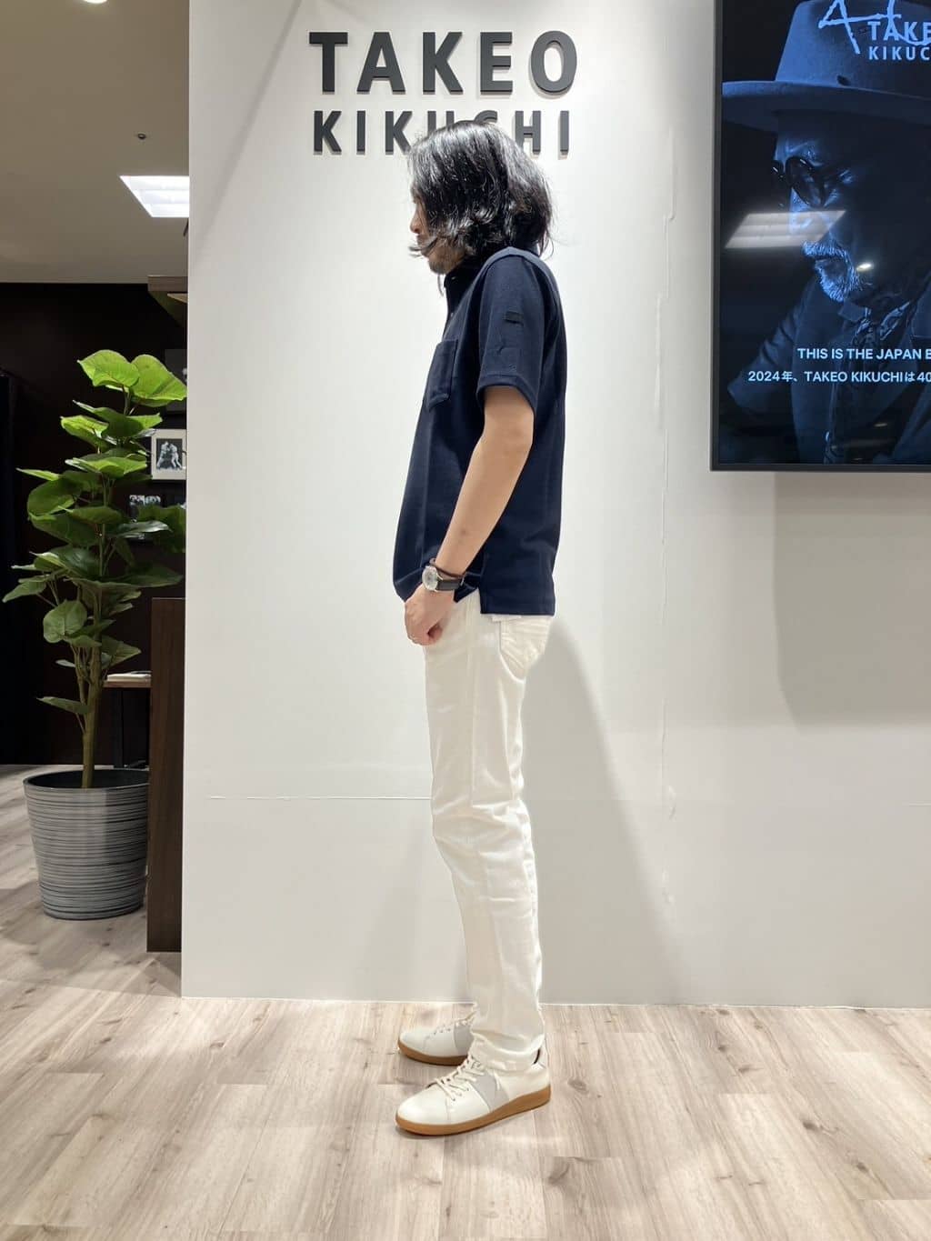 Mr.kさんの「TAKEO KIKUCHI｜【Sサイズ～】ストレッチ デニム パンツ」を使ったコーディネート