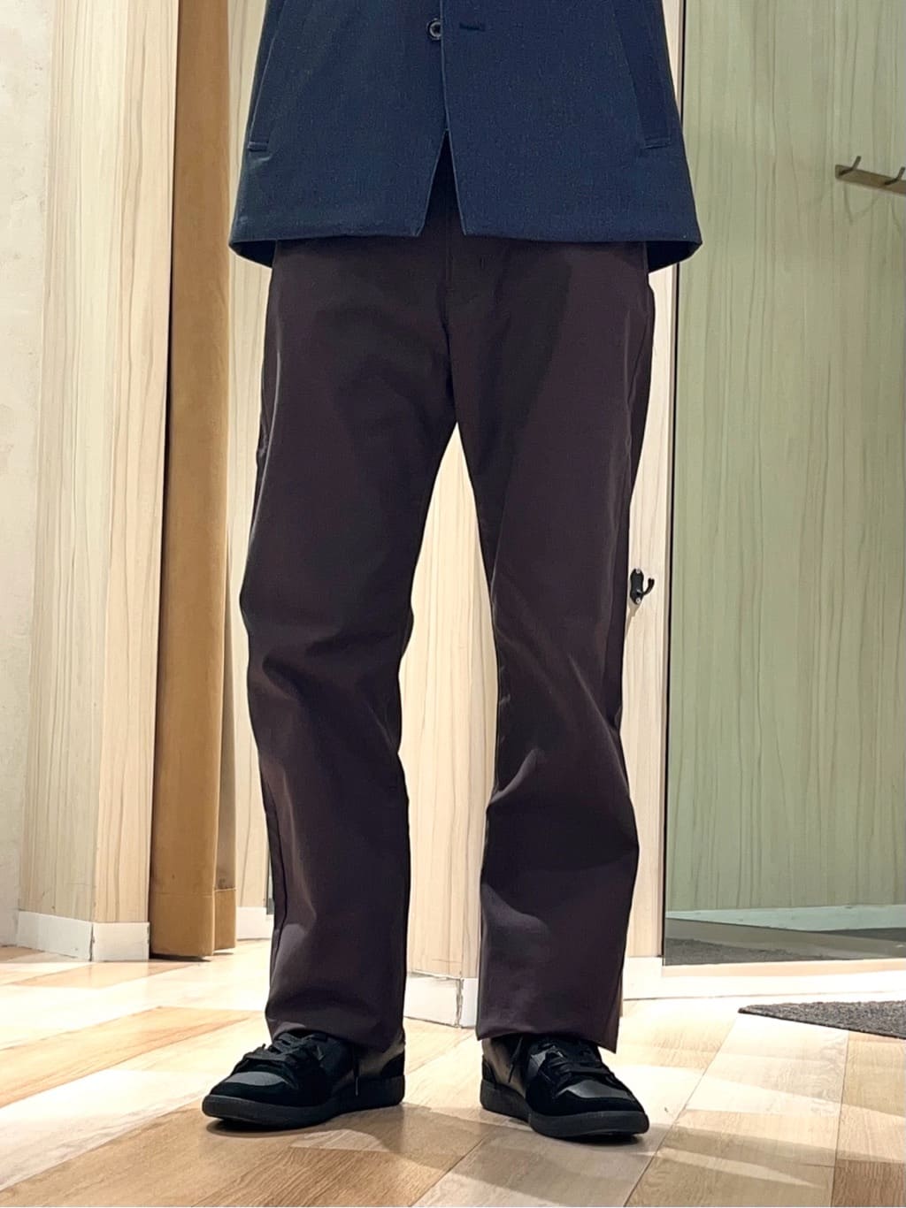 URAさんの「TAKEO KIKUCHI｜【DOWN FABRIC】ダウンファブリック スタンドカラーブルゾン」を使ったコーディネート
