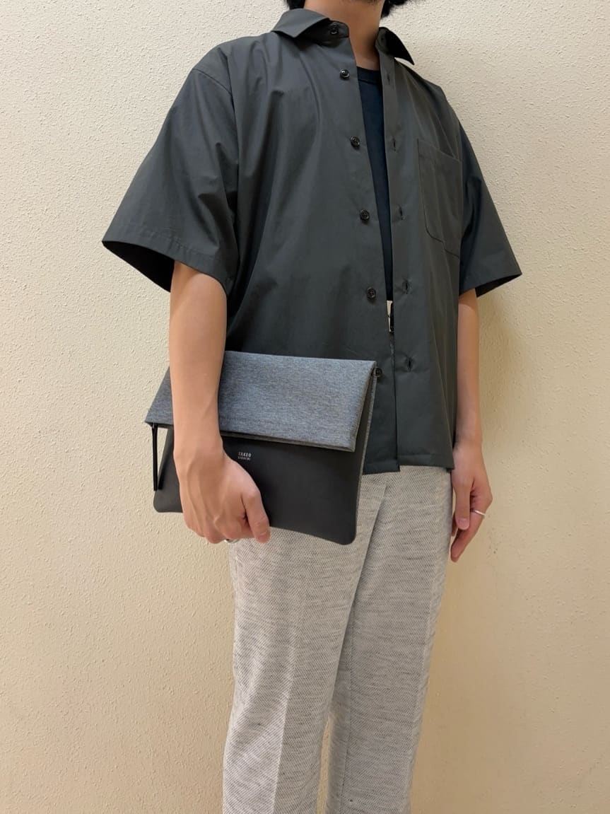 及川さんの「TAKEO KIKUCHI｜【尾州織】リネンブレンド メッシュパンツ」を使ったコーディネート