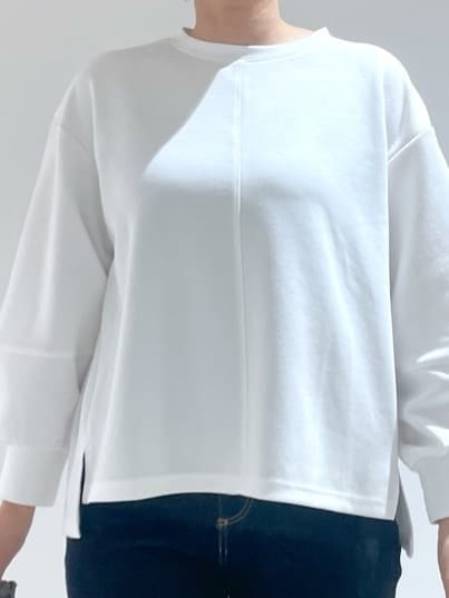 Yukinkoさんの「OPAQUE.CLIP｜◆ボリュームスリーブトップス【洗濯機洗い可】」を使ったコーディネート