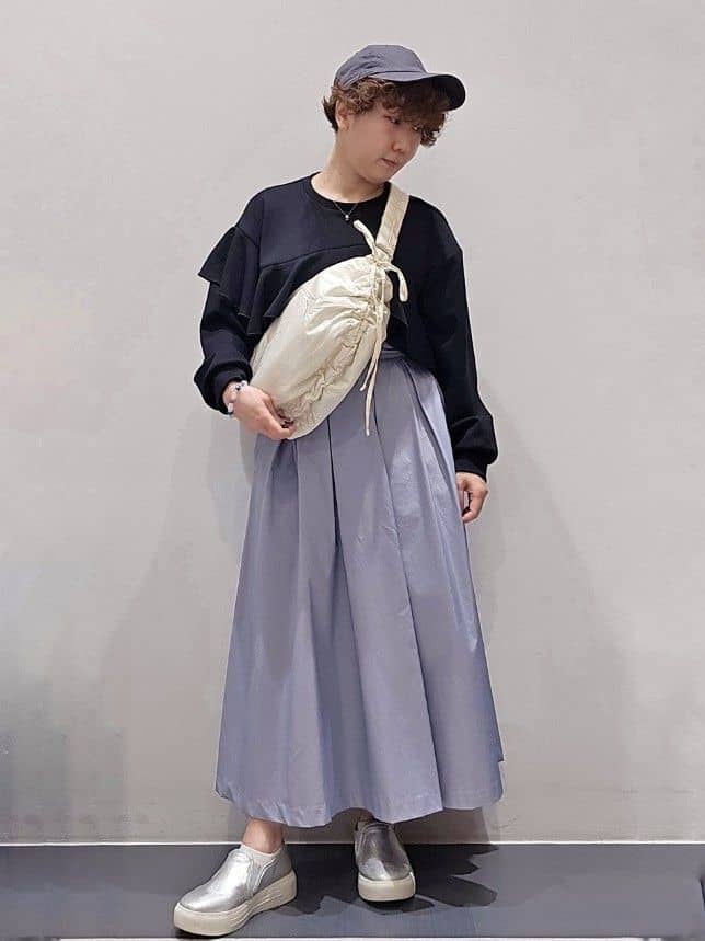 ゆきをさんの「OPAQUE.CLIP｜◆フリルアシメトップス【洗濯機洗い可】」を使ったコーディネート
