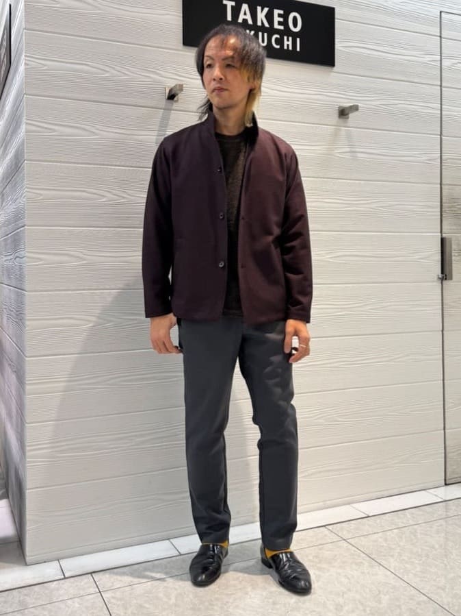 井出恭輔さんの「TAKEO KIKUCHI｜【DOWN FABRIC】ダウンファブリック スタンドカラーブルゾン」を使ったコーディネート