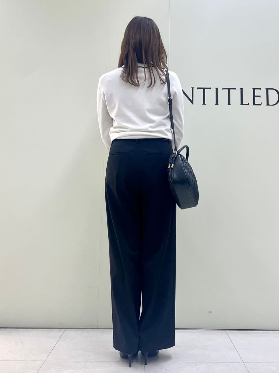 Sakaiさんの「UNTITLED｜◆【アンサンブル可能】ボウタイ 配色プルオーバーニット」を使ったコーディネート