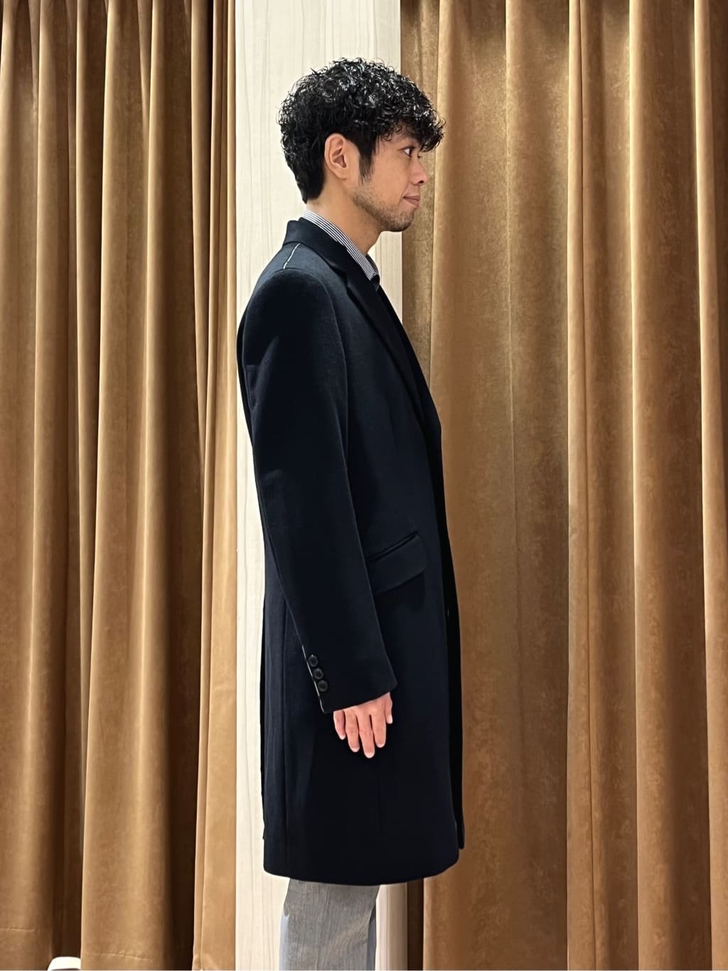 URAさんの「TAKEO KIKUCHI｜【全7サイズ&times;8色展開！】トップマルチヘリンボン パンツ」を使ったコーディネート