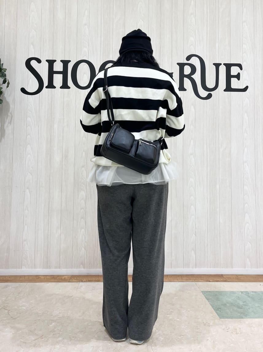 ねぎまさんの「SHOO･LA･RUE｜◆【S-LL/洗える】スウェットライク オーバーサイズニット」を使ったコーディネート