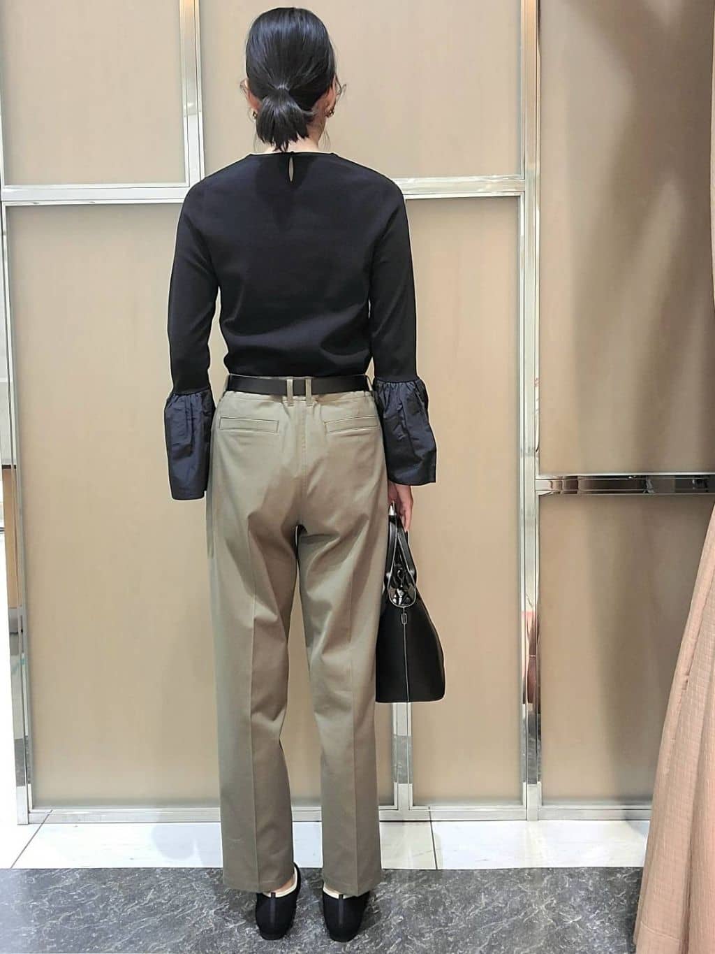 Isaさんの「UNTITLED｜」を使ったコーディネート