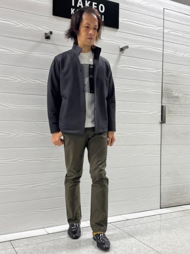 井出恭輔さんの「TAKEO KIKUCHI｜【DOWN FABRIC】ダウンファブリック スタンドカラーブルゾン」を使ったコーディネート