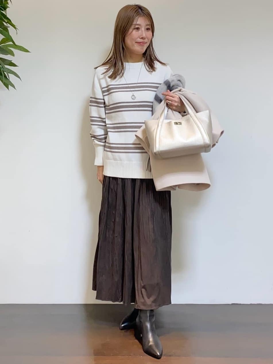 tomoさんの「UNTITLED｜トリプルワントップペンダント」を使ったコーディネート