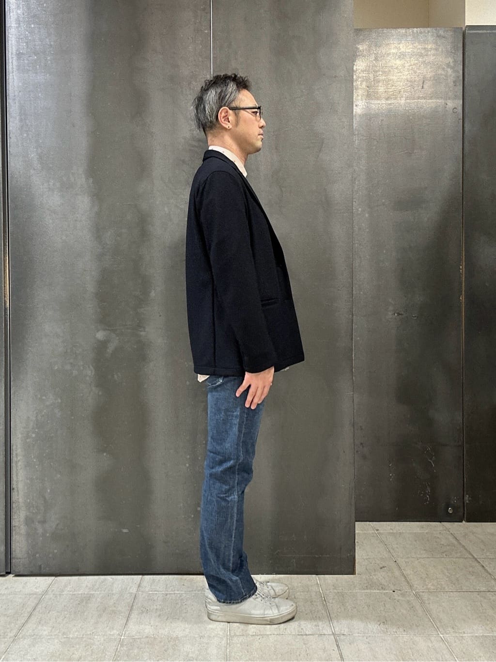 coheyさんの「TAKEO KIKUCHI｜ハットモチーフ ジャカード ストライプ シャツ」を使ったコーディネート