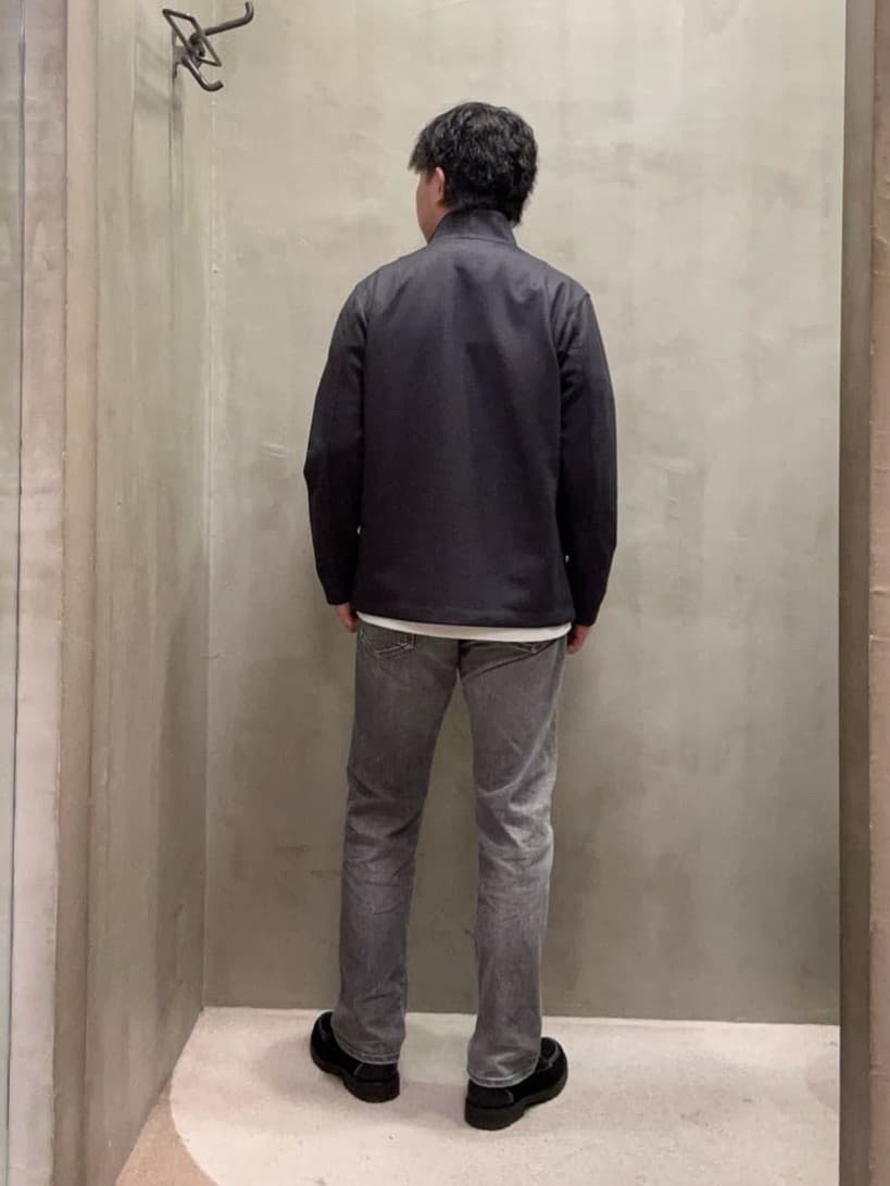 コウノ モトヤさんの「TAKEO KIKUCHI｜【DOWN FABRIC】ダウンファブリック スタンドカラーブルゾン」を使ったコーディネート