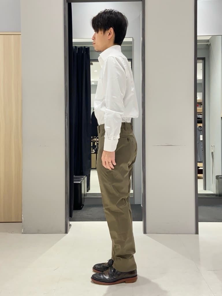わいずみさんの「TAKEO KIKUCHI｜【オフィスカジュアル対応】ドレス チノパンツ」を使ったコーディネート