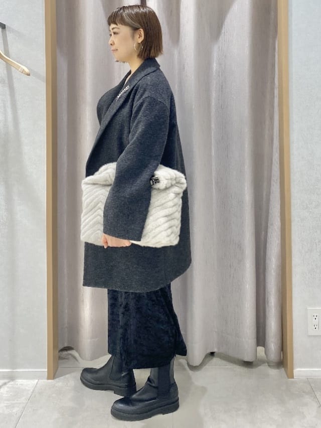 AKKOさんの「UNTITLED｜【コーディネートのアクセントに】ビジューキルトピン」を使ったコーディネート