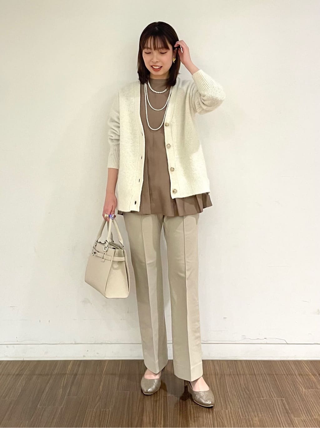 ねねさんの「INDIVI｜【マルチWAY】3点セットパール調ネックレス」を使ったコーディネート