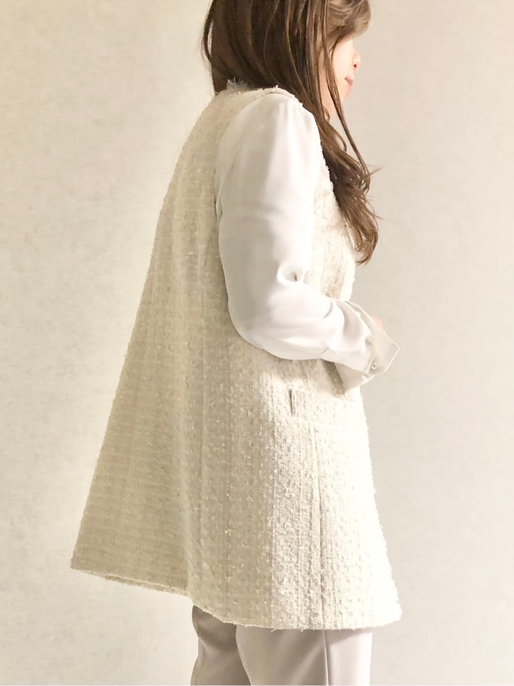 sayuさんの「UNTITLED｜◆【通勤スーツ】タックテーパードパンツ」を使ったコーディネート