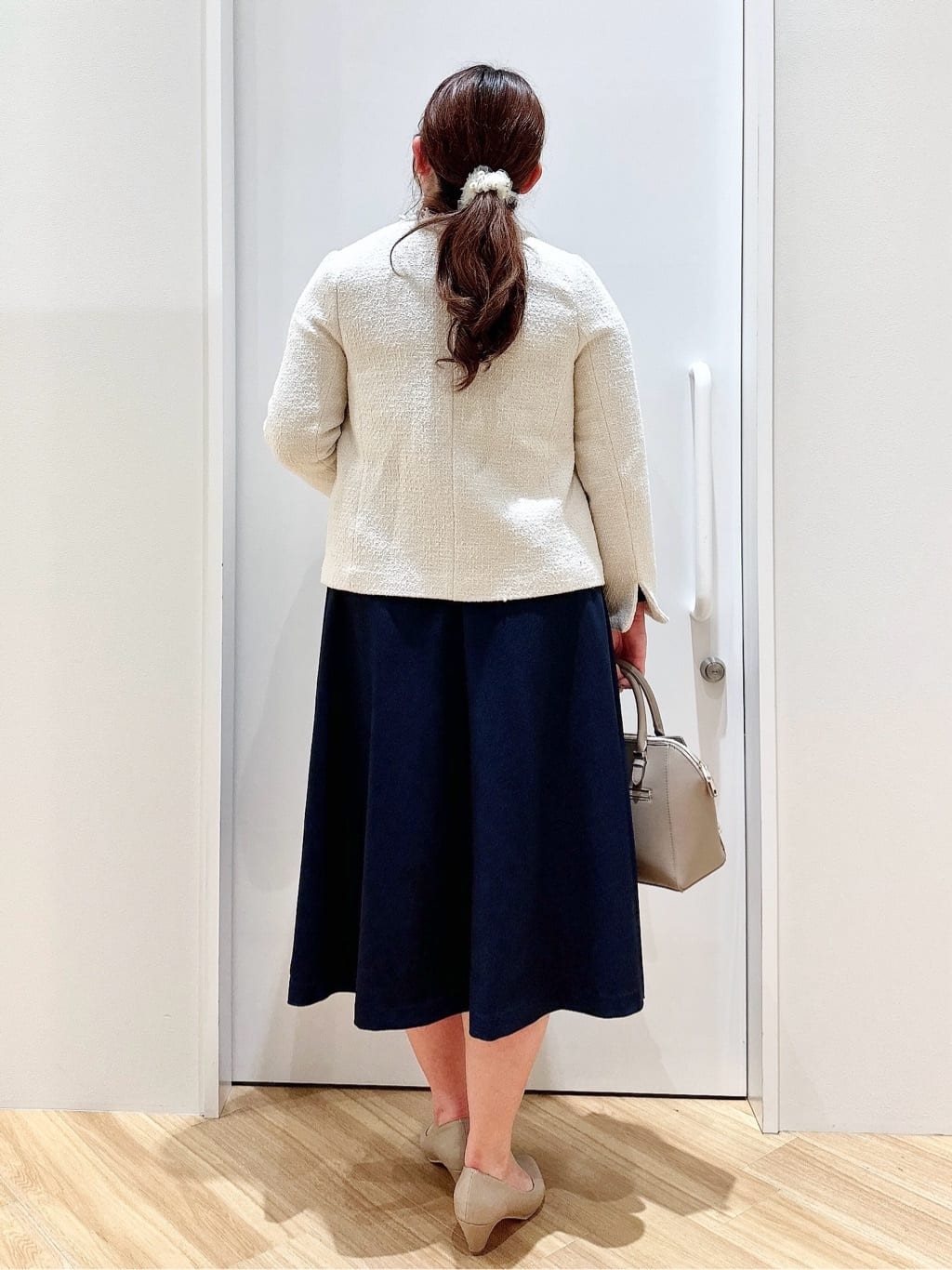 suzuさんの「grove｜【人間工学】つつまれフィットパンプス【入卒対応可】」を使ったコーディネート