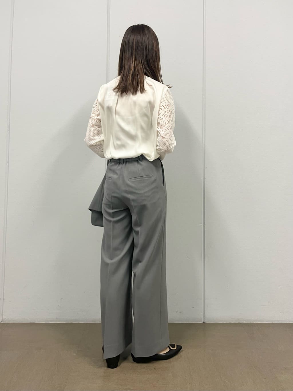 shokoさんの「INDIVI｜【定番スーツ／UVケア／洗える】ウール調ノーカラージャケット」を使ったコーディネート