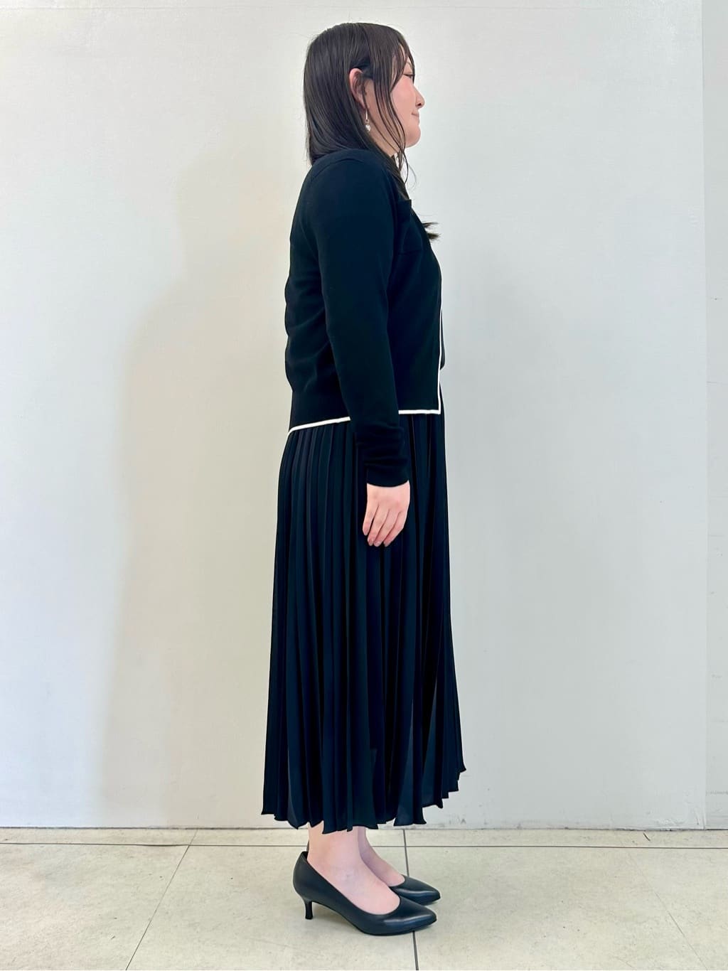 IRIさんの「UNTITLED｜【日本製・本革】Comfit Dresser Pumps（コンフィットドレッサーパンプス）」を使ったコーディネート
