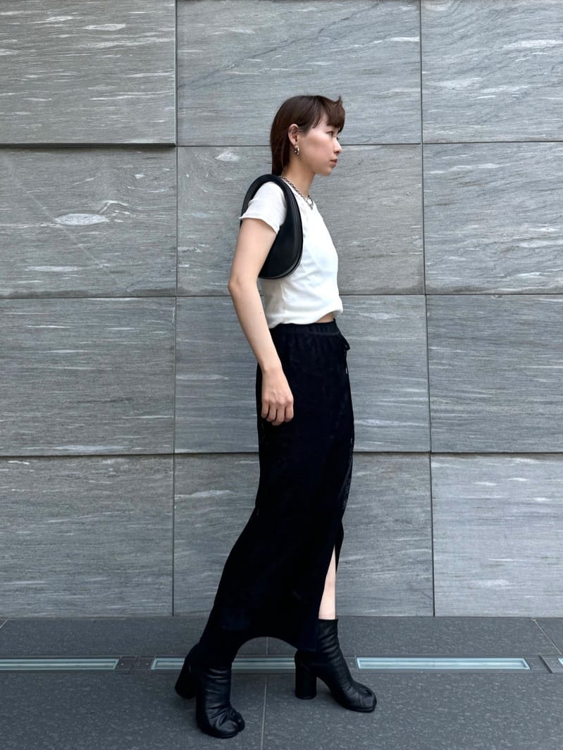 designer yukaさんの「CODE A｜slit jersey skirt」を使ったコーディネート