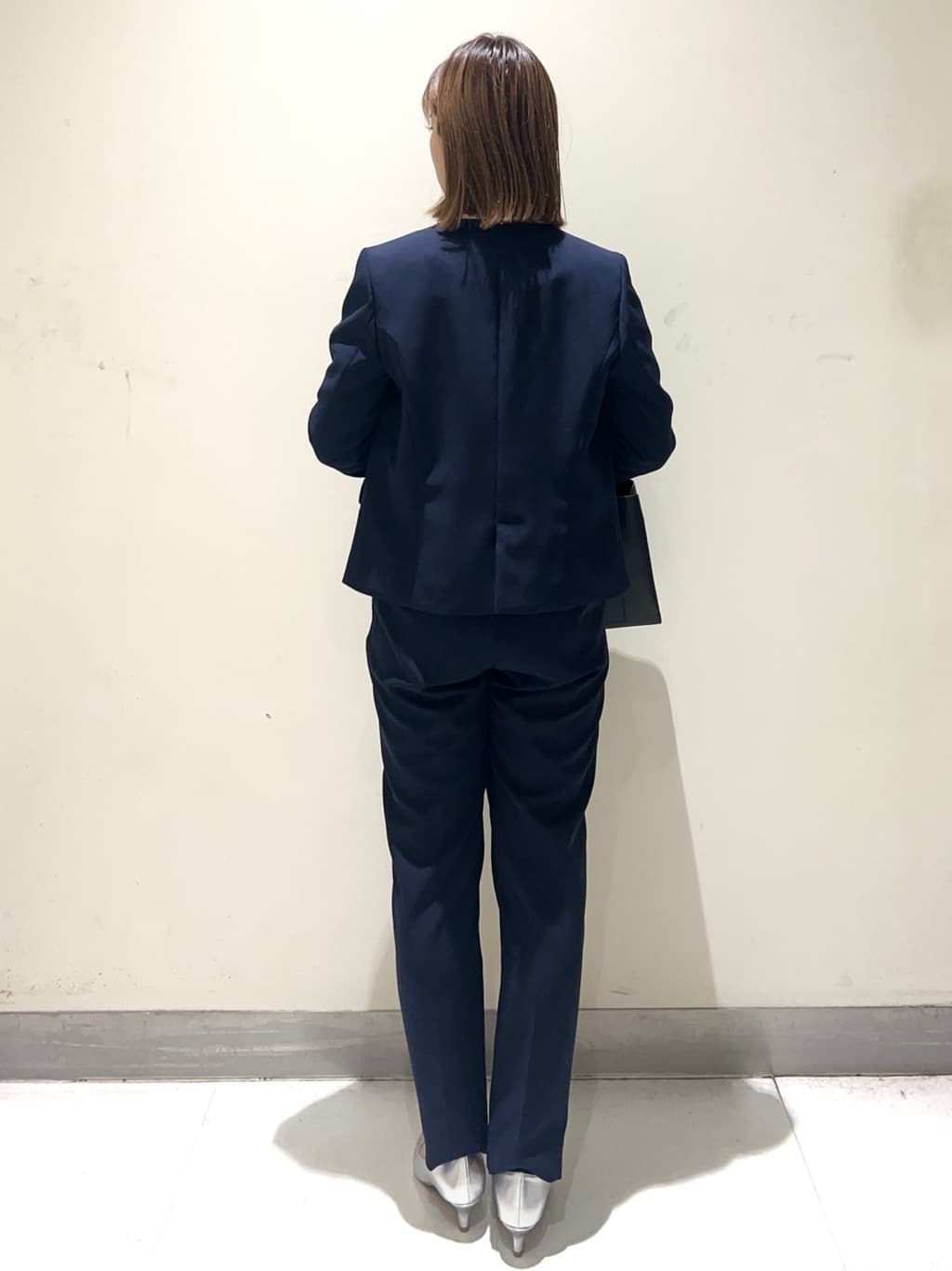 meeさんの「OPAQUE.CLIP｜《通勤・セレモニー／セットアップ対応》テーパードパンツ／ダブルクロス【洗濯機洗い可】」を使ったコーディネート