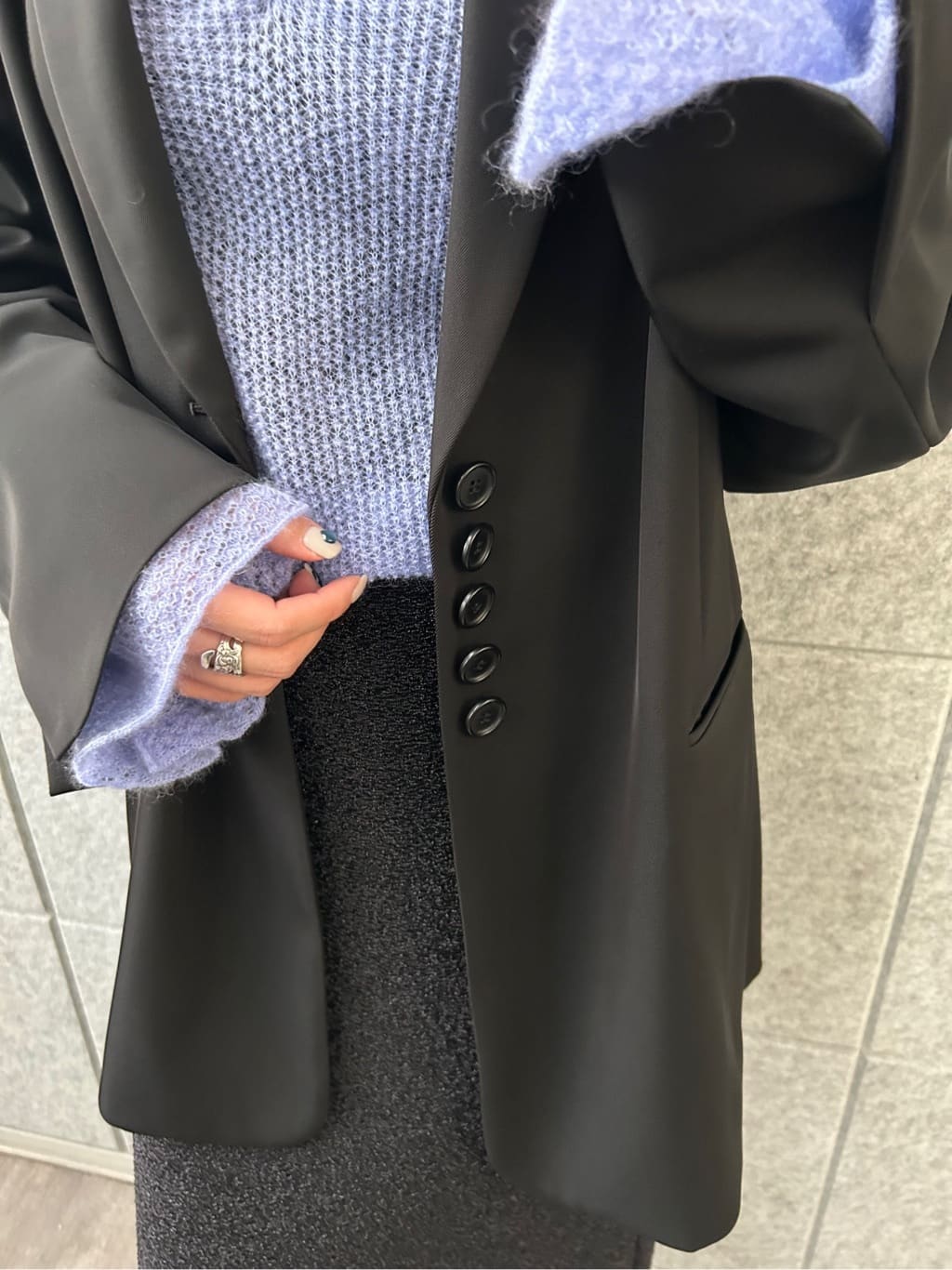 harunaさんの「CODE A｜lame skirt」を使ったコーディネート